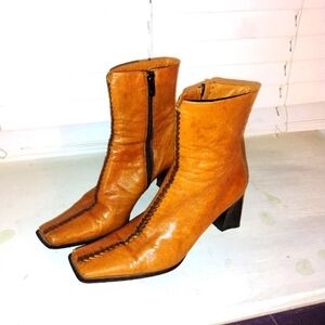 Women's Angela Falconi Italian Made Leather Herringbone Platform Ankle Boots 37